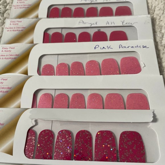 RETIRED/HOSTESS EXCLUSIVE COLOR STREET BUNDLE - PINKS - Picture 3 of 3